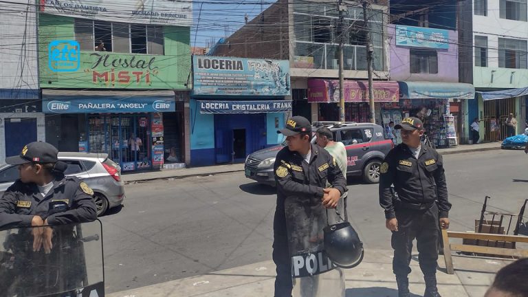 Extranjero que asesinó a policía volvió a la escena del crimen en Barranca