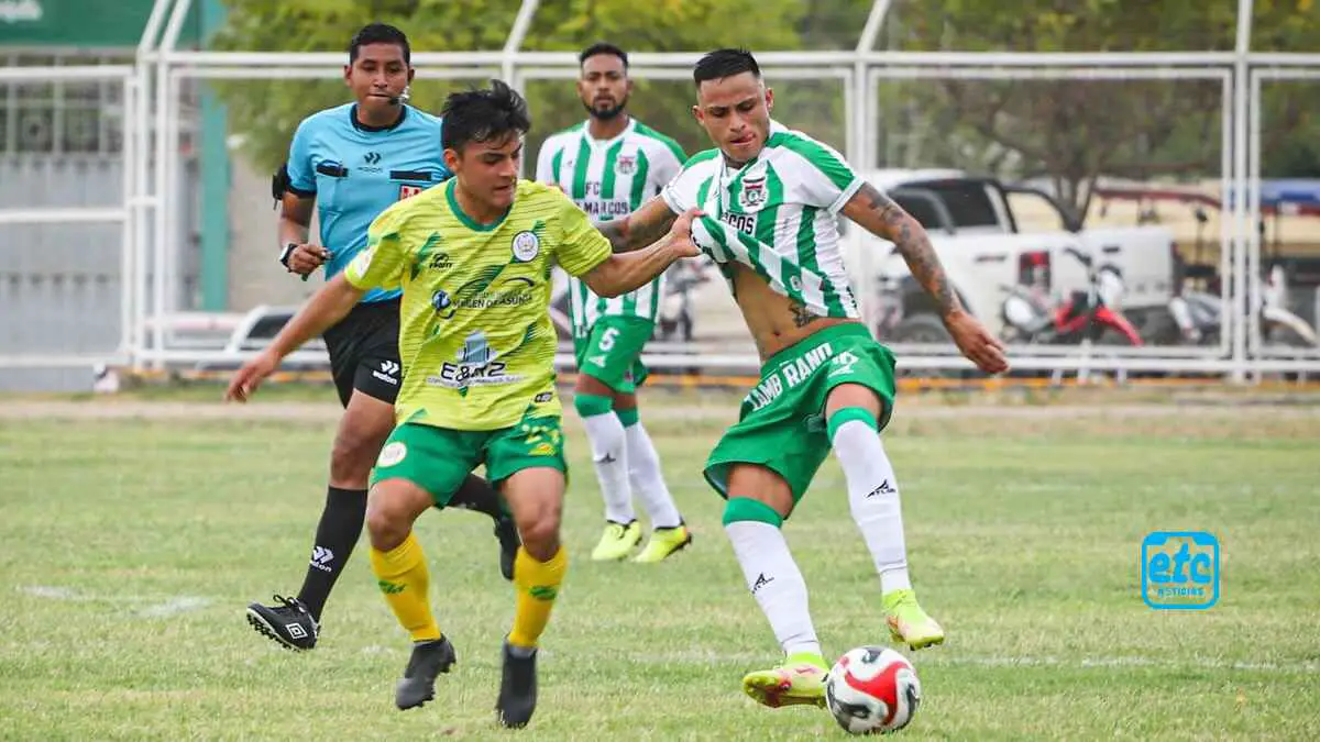 FBC Aurora de Arequipa goleó a Sport Cáceres por los octavos de