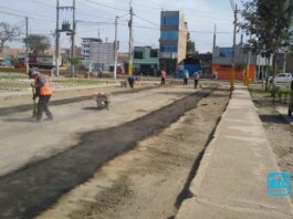 Alcalde Luis Ueno dejará solo parchadas las calles de la urbanización Bárbara D’Achille (FOTOS)