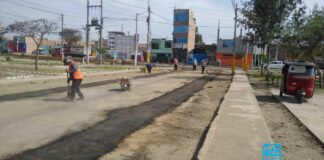 Alcalde Luis Ueno dejará solo parchadas las calles de la urbanización Bárbara D’Achille (FOTOS)