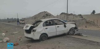 Aparatoso despiste deja automóvil destrozado en la nueva Panamericana Norte, en Barranca